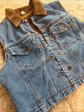 Express Cropped Denim Vest with Brown Velvet Collar and Inside